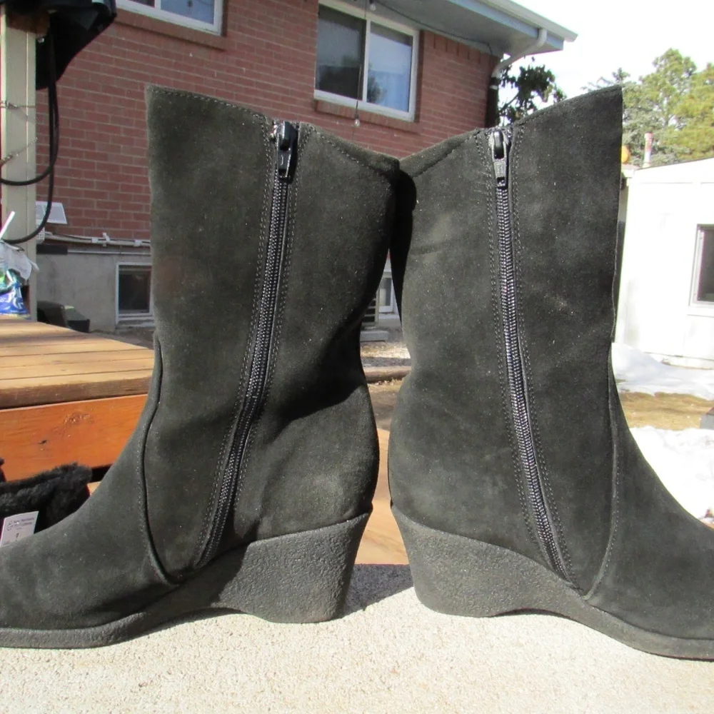 Aquatalia suede wedge boots in black